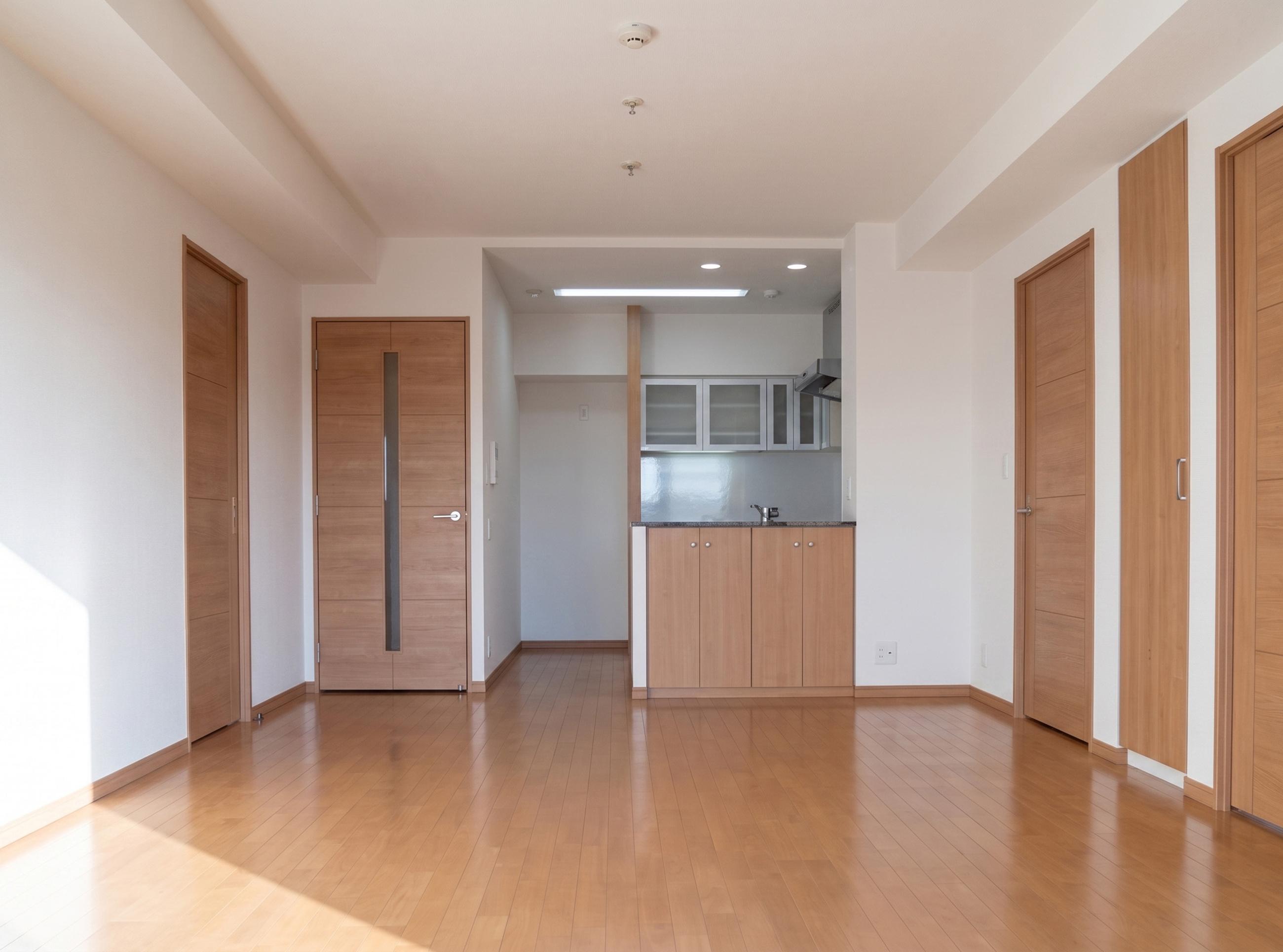 SHOP NAME