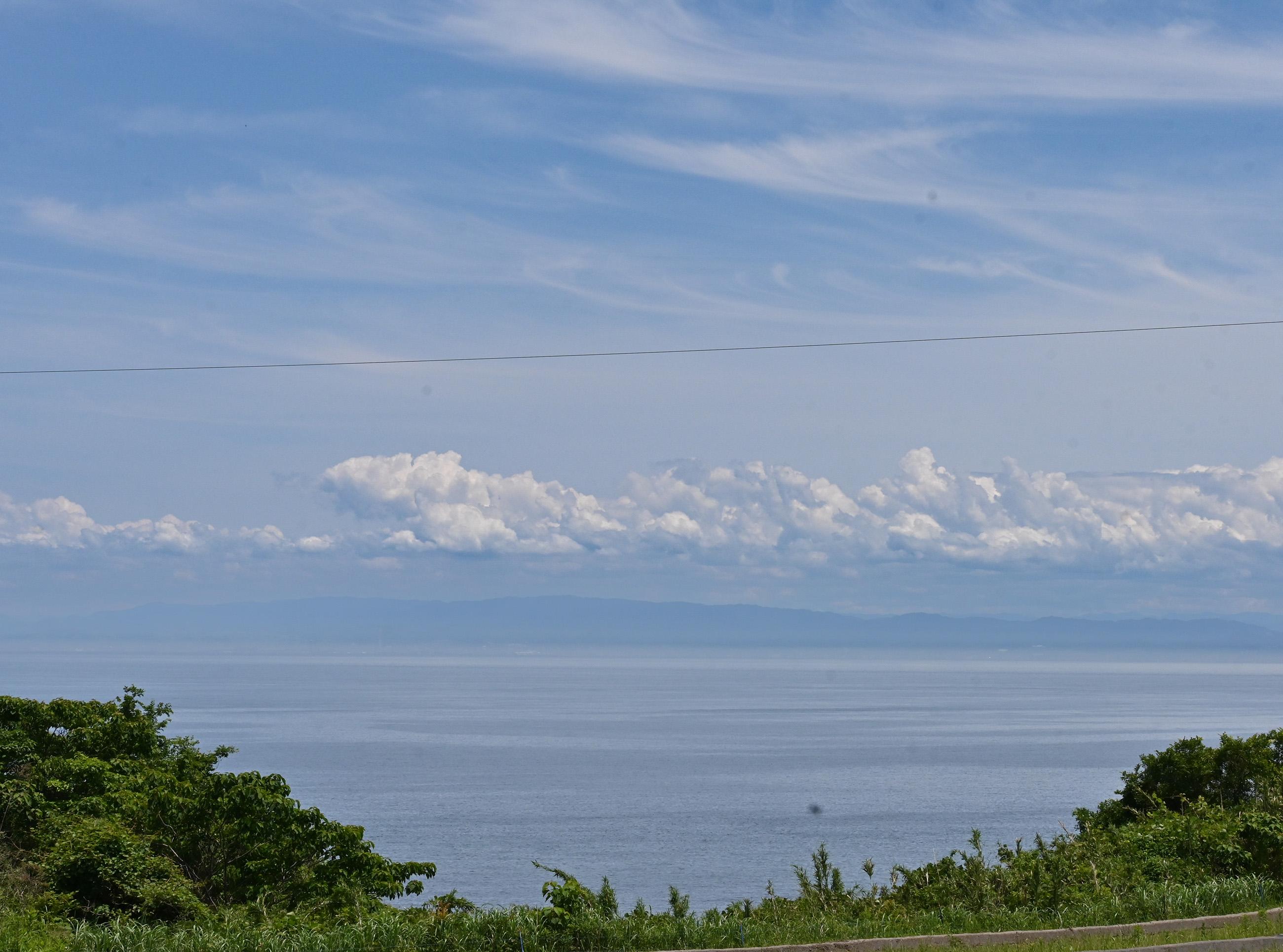 空と海が出会う